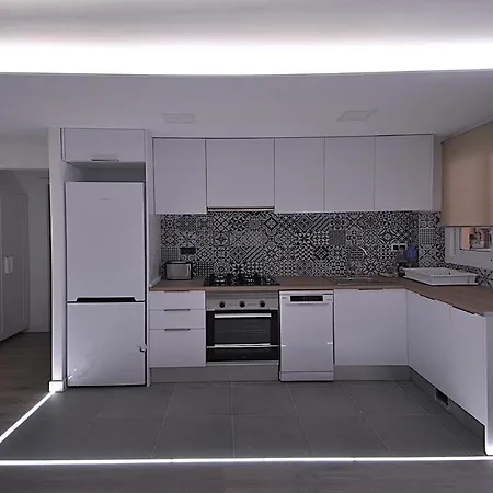 Domus * Льорет-де-Мар