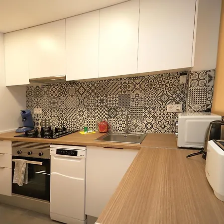Domus Apartment